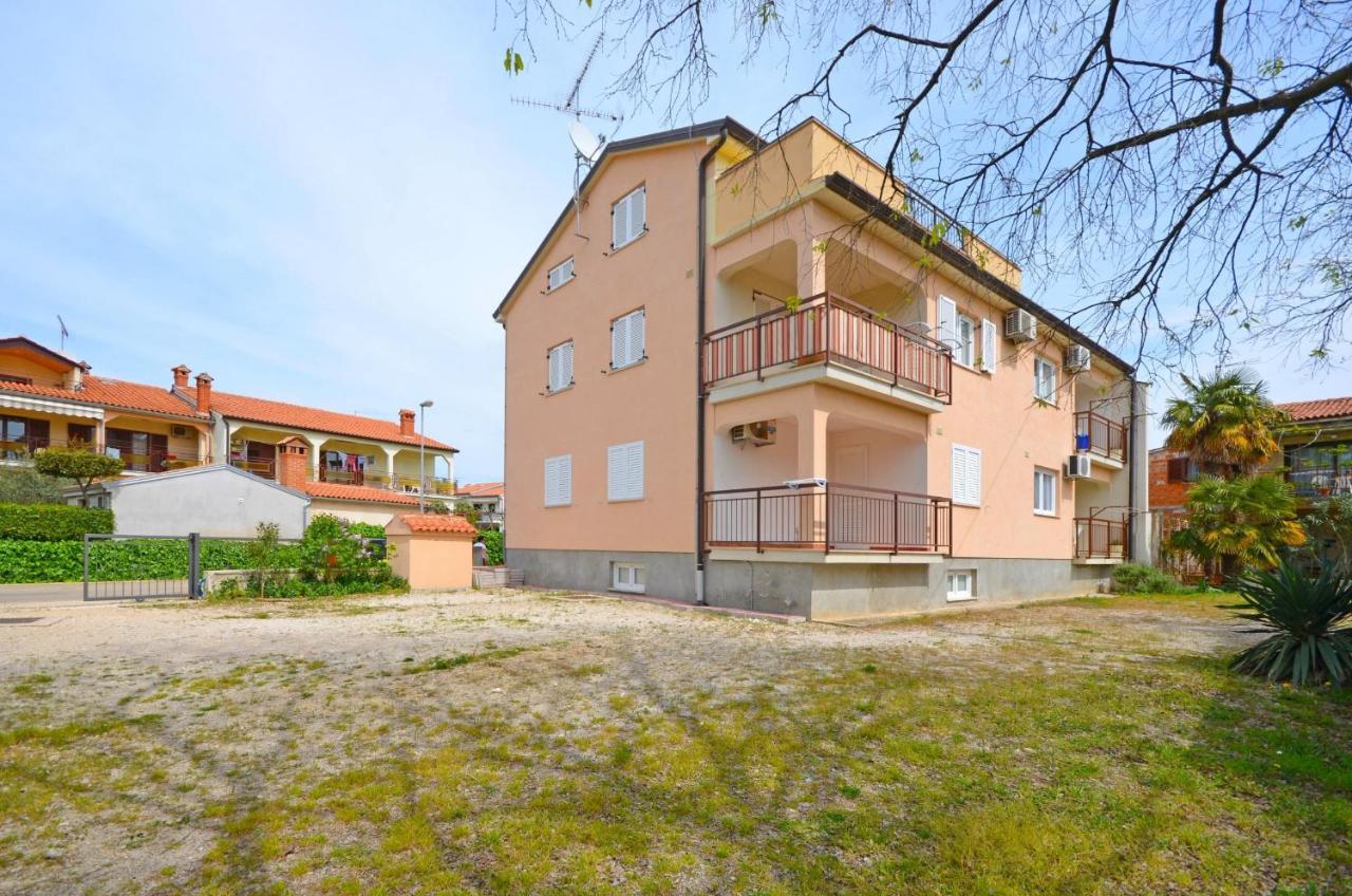 Apartment Labinjan بوريتش المظهر الخارجي الصورة